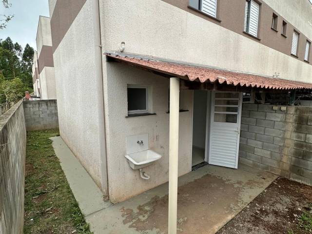 Venda em Água Espraiada (Caucaia do Alto) - Cotia