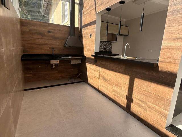 #38 - Casa para Venda em Cotia - SP